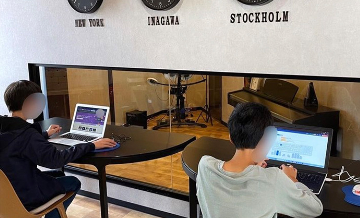 ディスカバリースタジオ